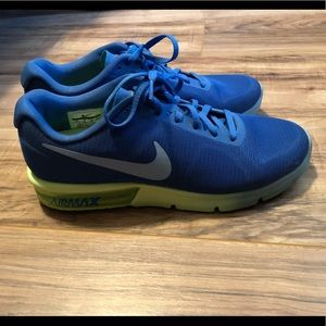 Nike AirMax Size 8.5– worn once!